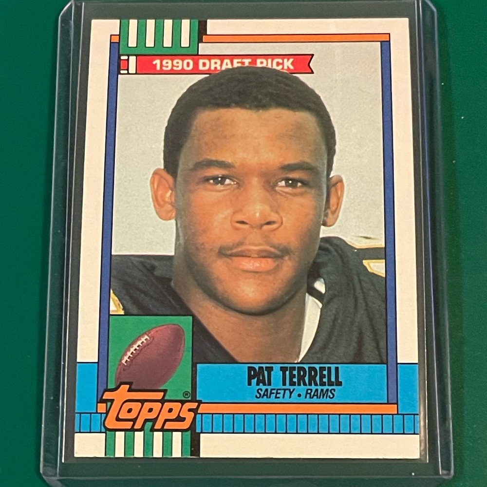 Pat Terrell #67 [Rookie] 1990 Topps Football Trading Card